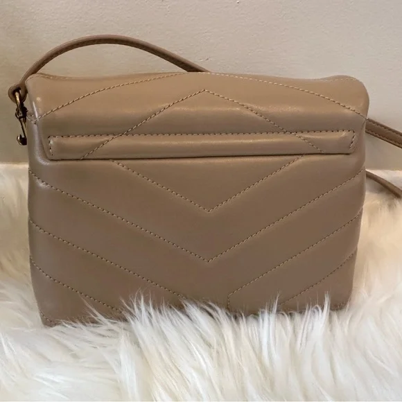 Yves Saint Laurent Tan Quilted Leather Shoulder Bag - Picture 3 of 7